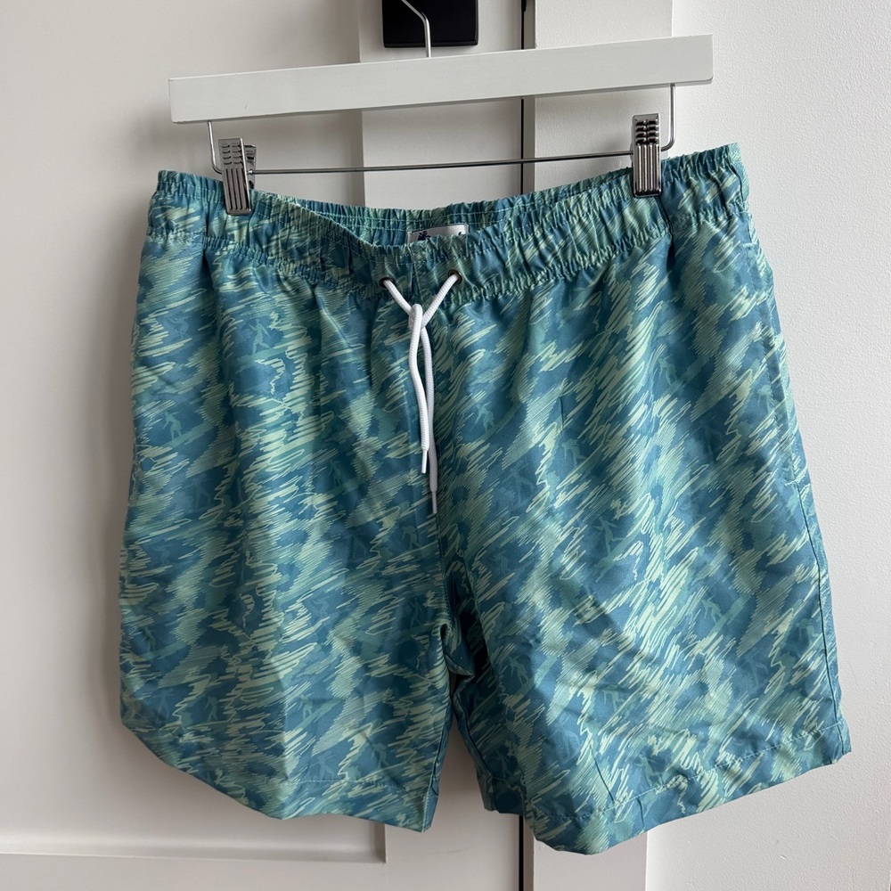 TRUNKS Mens Blue Patterned Swim Shorts size M. New